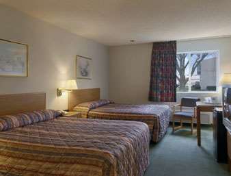 Days Inn By Wyndham Charleston Habitación foto